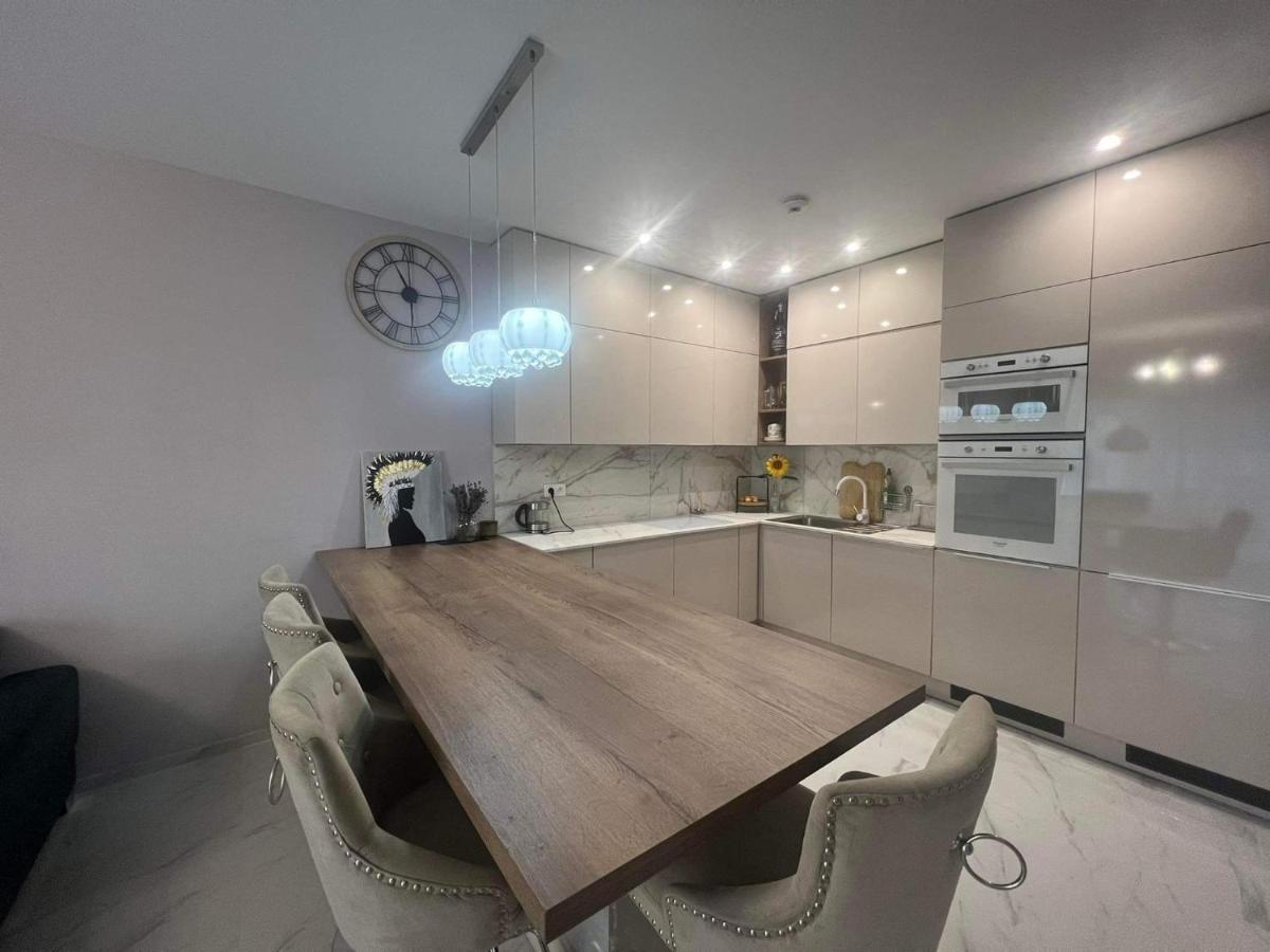 Beverly Hills House Pri Potoku By Pinkreal Holiday home *