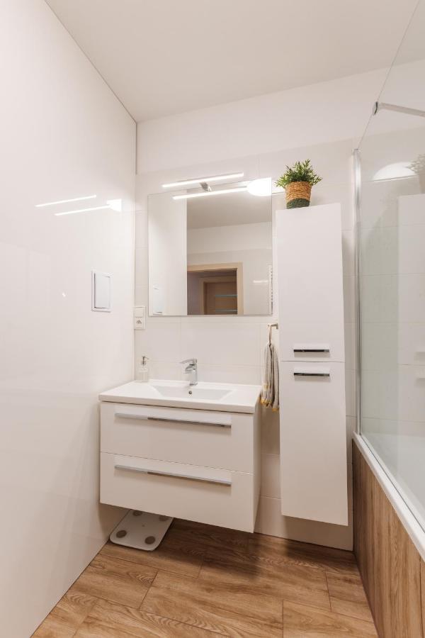 Holiday home Beverly Hills House Pri Potoku By Pinkreal *