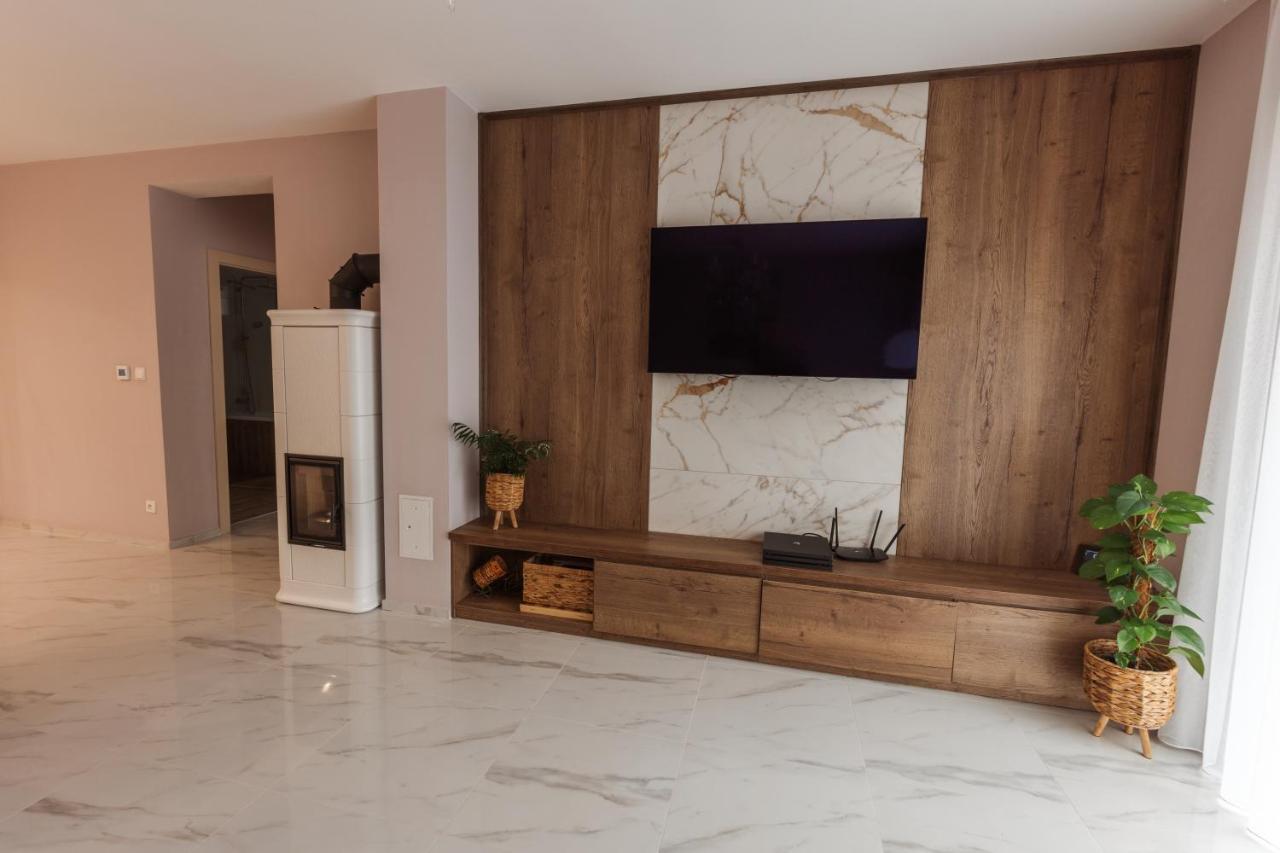 Holiday home Beverly Hills House Pri Potoku By Pinkreal Solcany